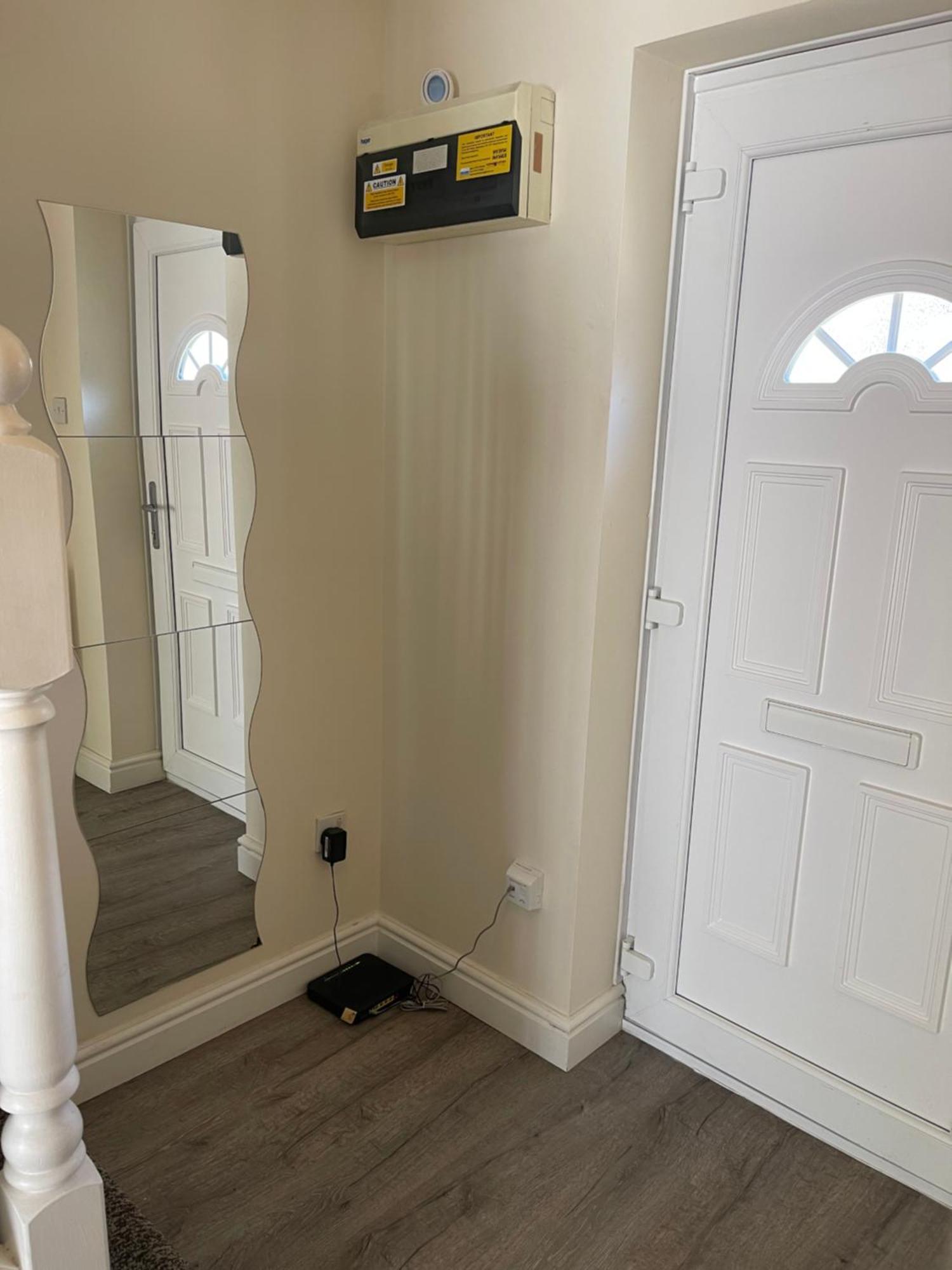 House Number 4 Sleeps Up To 4 With Smart Tvs In Every Room Wellington  Exteriör bild